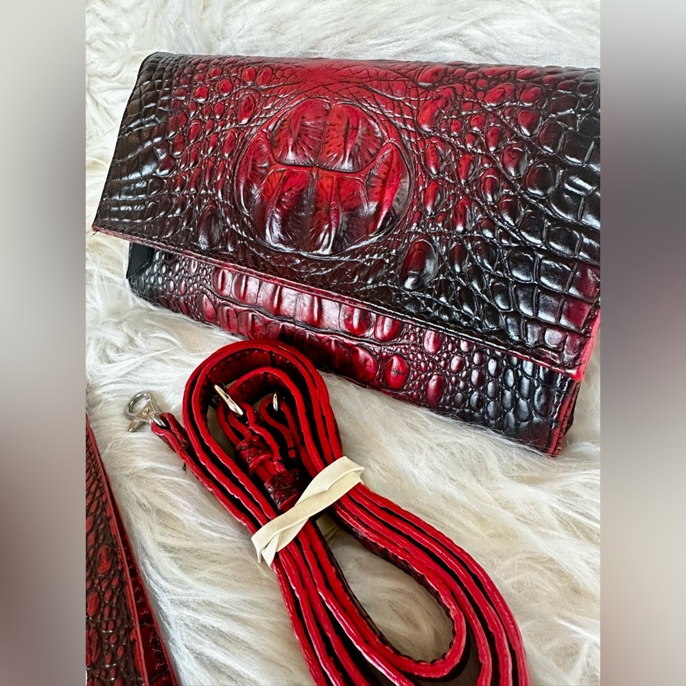 NWOT Freebird Lola Clutch